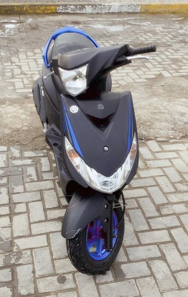 السلام عليكم دراجه جيتي ار حديثً دراجه مكفوله كفاله عامه من مكينه وكفر مديل ١٦ دراجه ماشيه فقط ٧ تالاف وصارله شهر من نازله ربه اوراقه موجوده السعر خاص المكان بغداد وهاذا رقمي ***********
