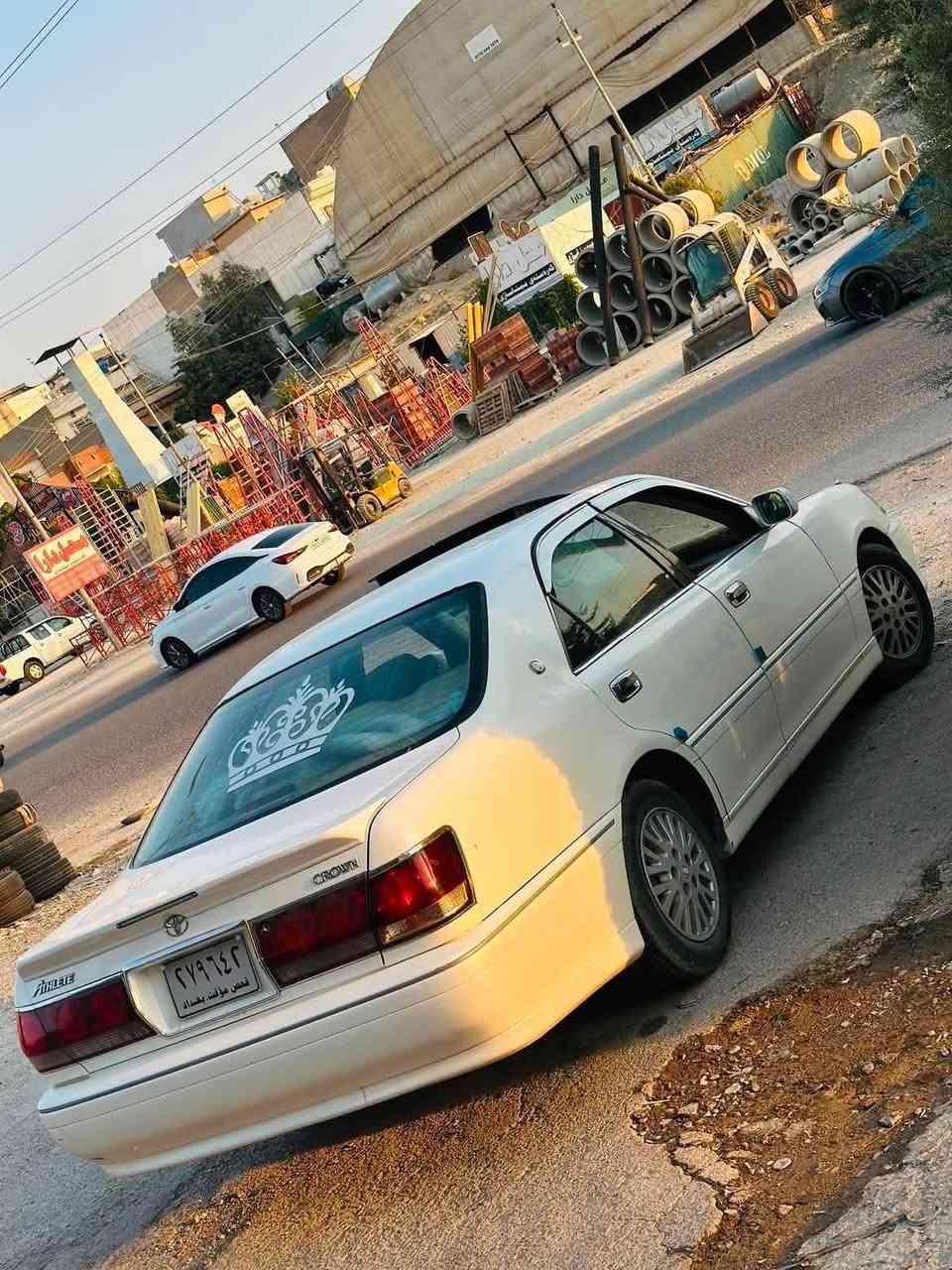سڵاوی خواتان لێبێت
مەلیکە بڕاوە
٢٠٠٣ 
پێش و دوا عیون
١ دوگمە
دیفۆری بچوک
نمونە لە جوانی
سەقفی رێک شوشەیە
کەڤەر گۆڕاو بە شەرت
گێڕ و مەکینە بە شەرتی ١٠٠ فیتەر

سارد و گەرم بەستراوە
جامی هەڵ گیراوە
رۆن و هایدرۆلیک تازە گۆڕاوە
کۆدی بۆ کراوە ئەیکەم بە ناوتەوە
سلێمانی
٣٦ گڵا و مەجالێکی کەم
*********** السليمانية, العراق
