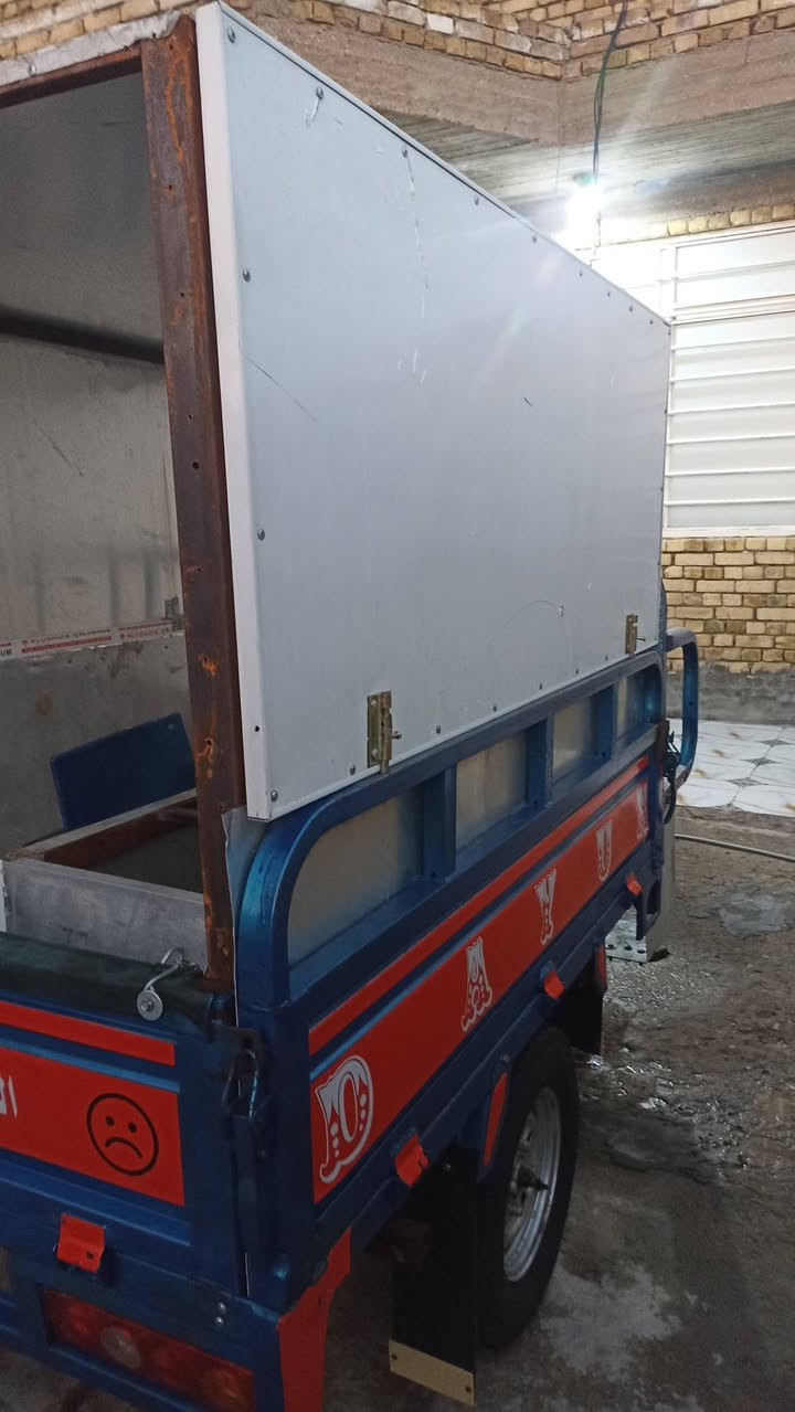 السلام عليكم ورحمه الله 

ستوته للبيع موديل 2019 اوراق الدراجه
مكاني كوت 
للعلم الدراجه متروكه جانت
السعر مليون و 700 

***********
واتساب موجود
