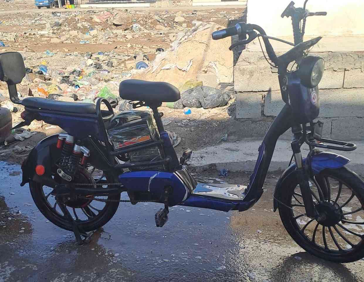 السلام عليكم باسكل شحن للبيع موديل 23حجم 20 اربع بطاريات 12فولت اربع دبلات خلفية لايت شغال هورن شغال اشاير المكان بعقوبة تحرير سعر ٢٢٥بي مجال الرقم ***********
