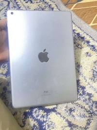 آيباد ٩ • ١٢٨ • بملحقات