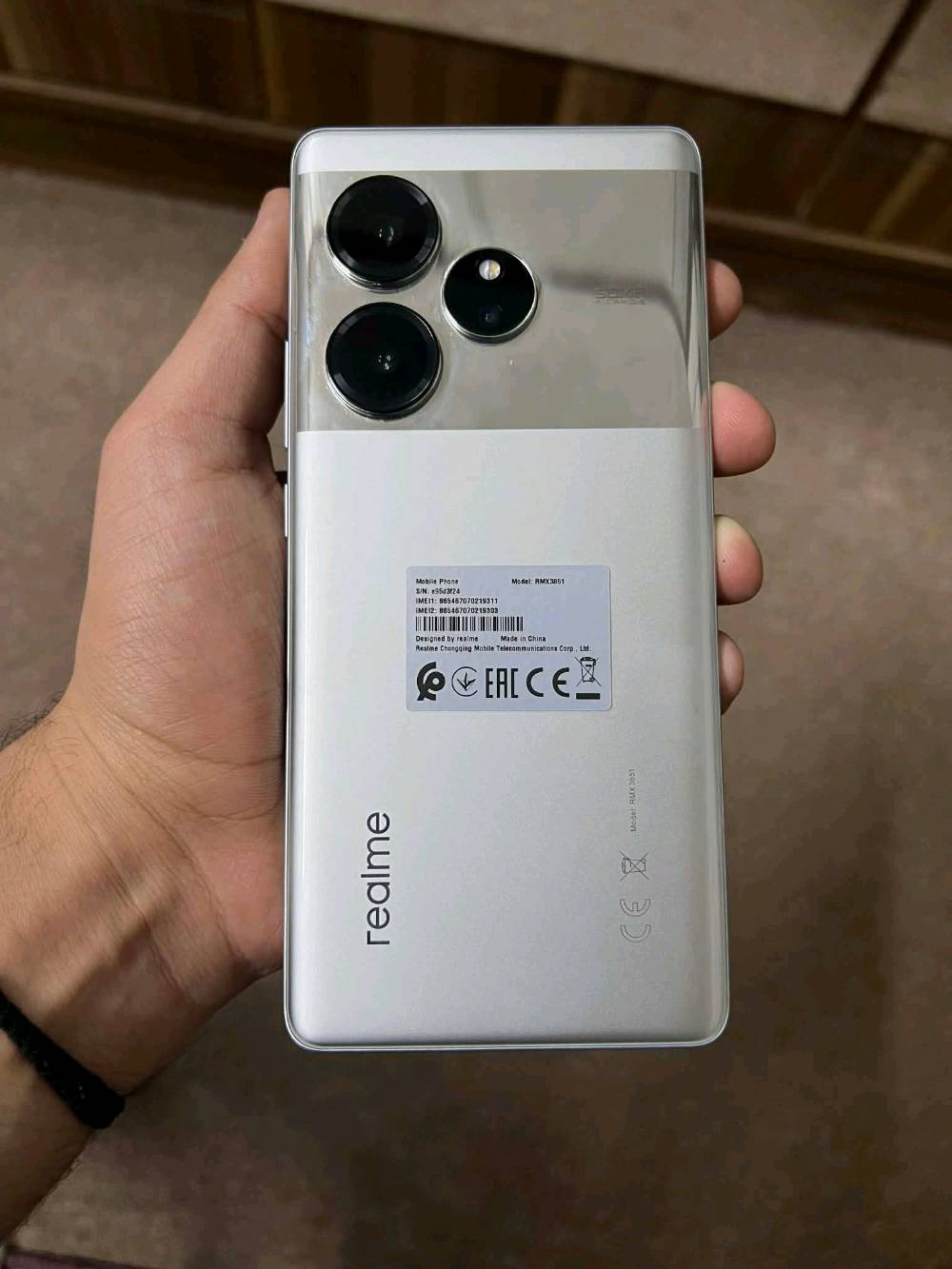 ريلمي gt6 ذاكره 512 رام 28 معالج فلاكشب
شحن 120 واط البوبجي 120 فريم ثابت جهاز نظافه 100 بل 100 مع ثلاث كفرات كامل غراضه الاصليه 