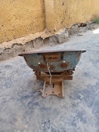كل شيء للبيع مال عنتر نظيف ٠٧٨٣٨٧٦٩٧٩٣