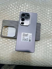 تلوفون البيع  صارلي. اقل الشهر ماخذه بلكرتون ماخذا 07714977966