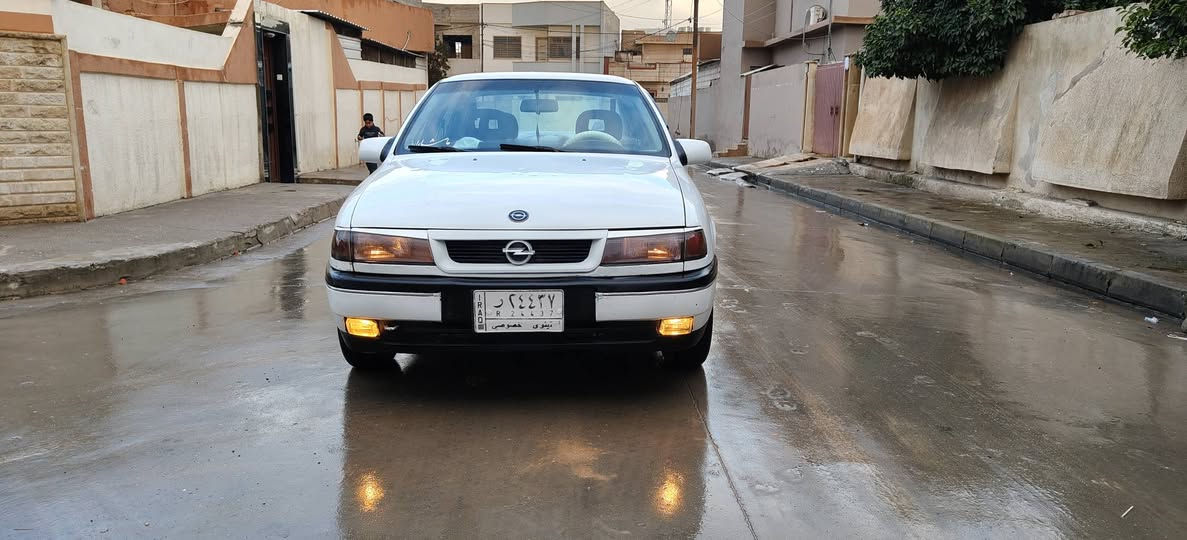 للبيع اوبل فكترا. حجم 16 موديل 92 رقم نينوى الماني.  سنويه عضم شرط تحويل كابون بانزين بيها. استيرن بور قفل مركزي جامات كهرب كير مكينه شرط كهربايات كلها شغاله سياره بلاديه وضع شركه لا صبغ ولا تصليح. شرط من دعاميه. لادعاميه السعر 54 وبيها مجال *********** /***********
