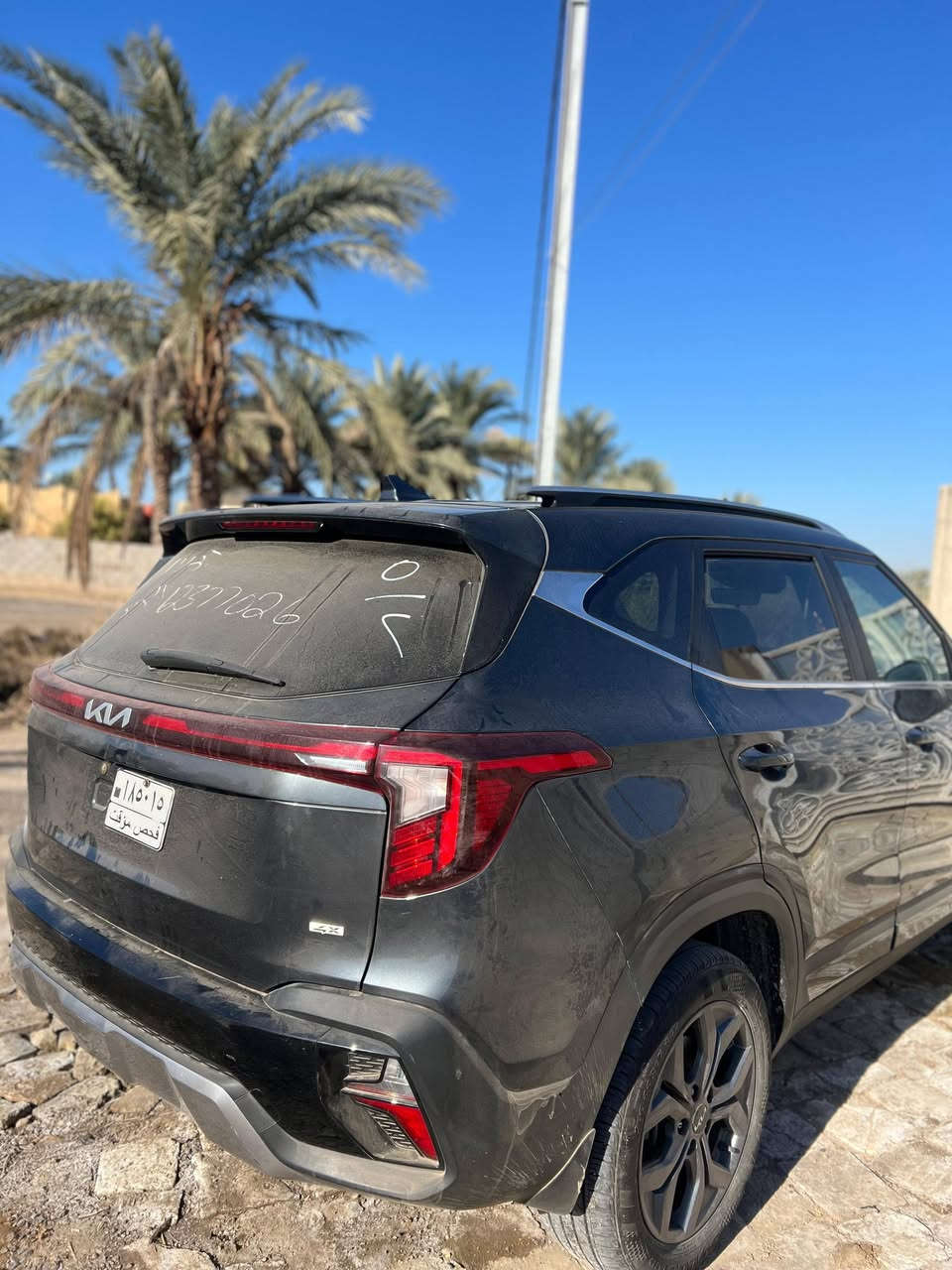 سلام عليكم سلتوز 24 فول موصفات فتحه بصمه فول حادث شويه بخشم البنيد بدون ارباك فول  فتحه بصمه فول ماشيه 9000 الف بعدهي زيروه لونه رصاصي  بدون تبديل اي قطعه
ب١٦٥ وبيه مجال 
***********
