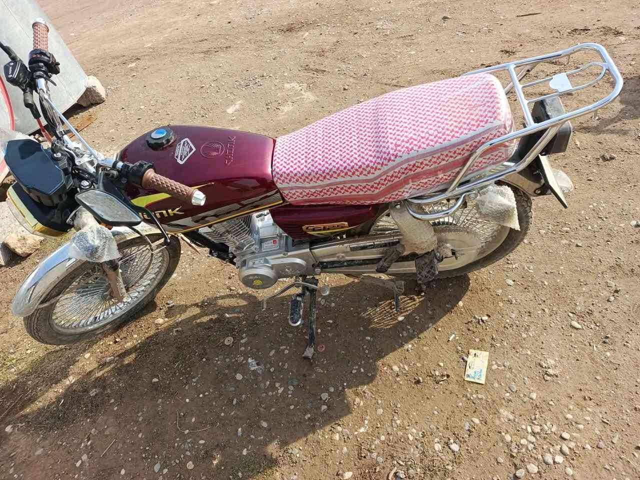 السلام عليكم تايكر سونك موديل 25وضع شركة مامطخوخ كلشي شغال
جنوب الموصل ناحية القيارة قريه الحود 
السعر 800 وبي مجال
مكلف بل نشر اتصل ***********
