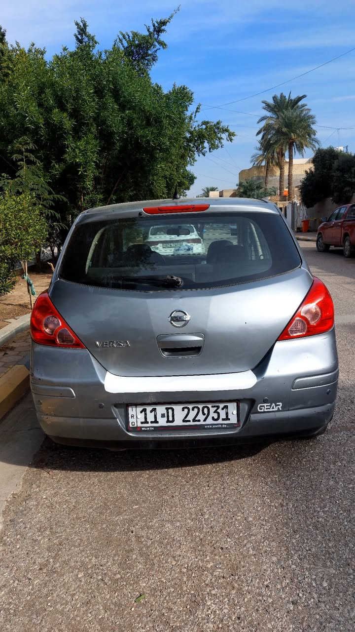 نيسان فيرسا موديل ٢٠٠٩
محرك و كير مكفول 
محرك ١٨٠٠
كير at
مكان واسط/كوت
وارد امريكي 
ضرر جاملغ او بنيد 
سعر ٧٢


**إذا كنت صاحب هذا الإعلان وتريد حذفه لأي سبب، رجاءا أرسل رسالة إلى الدعم الفني**