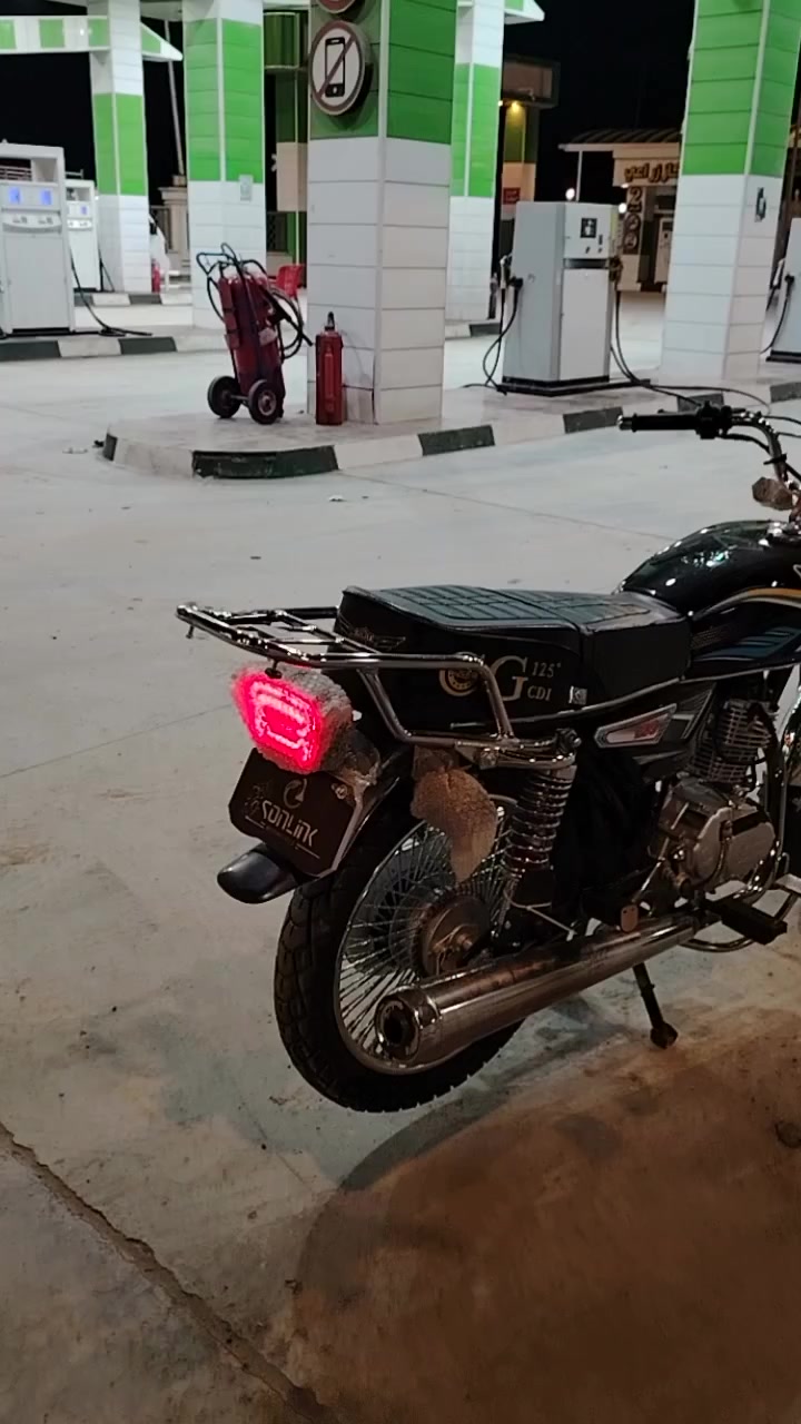 سلام عليكم
دراجه للبيع موديل 25 اربعه گير مكفوله 
رقم ***********
