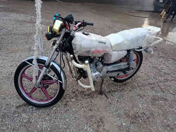 سافان 2020

مبدل بستم و اقراص

موطور نشاطه فول موطور مرتب 

شوف العين ييبري الذمه 

سبب البيع مستعجل محتاج فلوسو 

رقم الهاتف ***********

صالنصه جعير 

نشاط فوول موطور لا صرف ولا بخار كهربائيّات كله شغاله

السعر 310 وبي مجال العنوان شميط 

الخاص مفتوح
