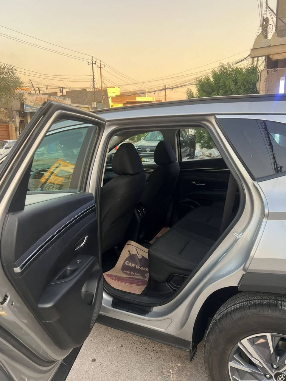 سلام عليكم
توسان موديل 22 هايبرد
حادثها صبغ قماره بدون ايرباك 
ماشيه 12 الف رقم بغداد باسمي
مكاني كاظميه
سعرها 190 ورقه قابل للتفاوض 
صورها وصور الحادث بالمنشور
للتواصل وات ساب
***********
