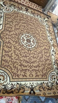 للبيع فرشه نظيفه وحلوه 3 في 4 سعر 50 شراي اتصل على رقم‏ ‏ 07891674612