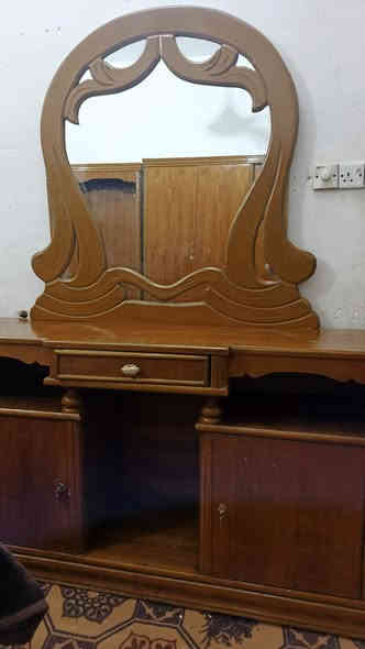 غرفه تزكام نجفي ثقيل خمسه باب مابيها اي ضرر او نقص مكاني الديوانية ناحية الصلاحيه شاميه ***********
