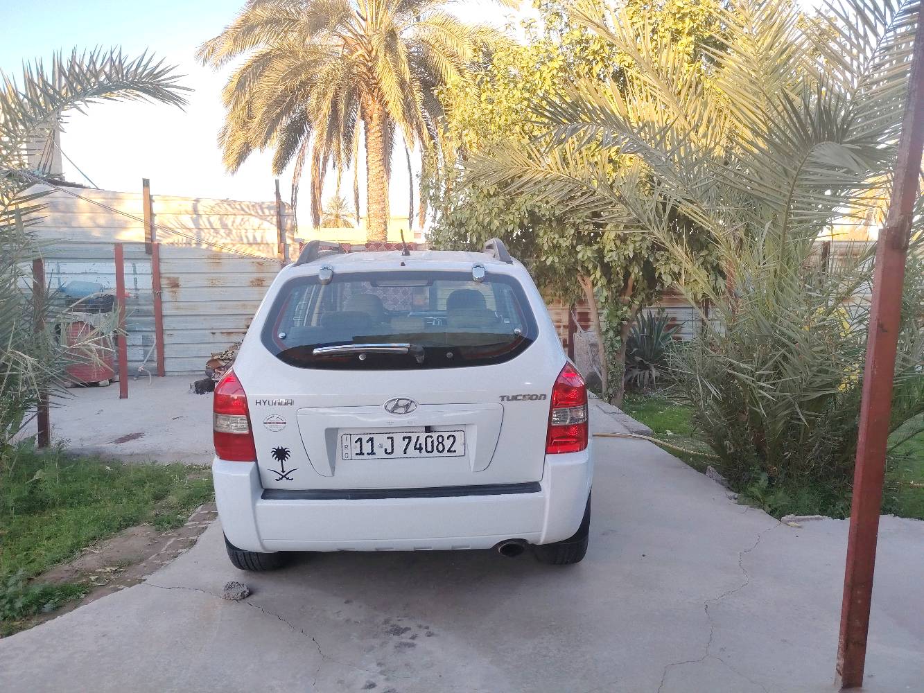 السلام عليكم اخوان توكسان موديل2009 سياره خير من الله سونارها مرفق بالصور مكانها بغداد رقمها بغداد محركها2000 سيارة بأسمي تحويل ثاني يوم والسعر بي مجال اتصل وتأمر اتصل على //***********///***********