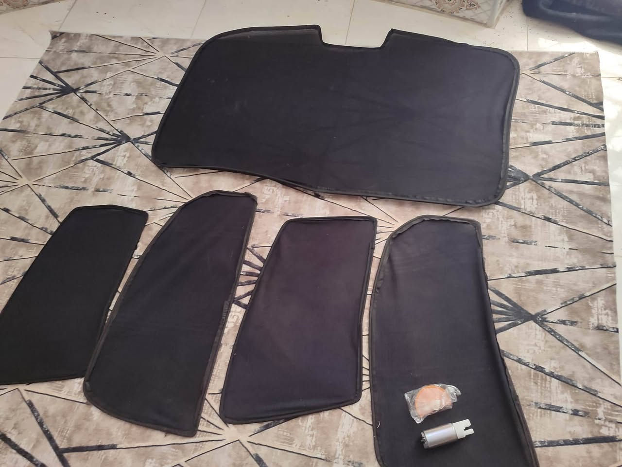 شمسيات +فيت بم جديد+جادر مستخدم قليل  سعر ٥٠ ***********
