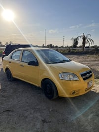 لبيع افيو 2011خليجيه السعر 55 بسميً شخصين سياره مكفول.من حادث.  وضربه ...