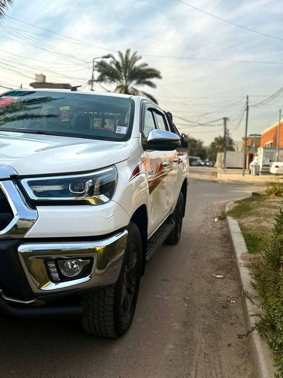 سلام عليكم هايلوكس موديل 22 ماشيه 26 ع وضع شركه
للاستفسار الاتصال على ***********
