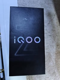 اريد ابيع هاذ الوحش ايكيو Z10Turbo Pro كامل ملحقات نضافه 99   مكاني بغ...