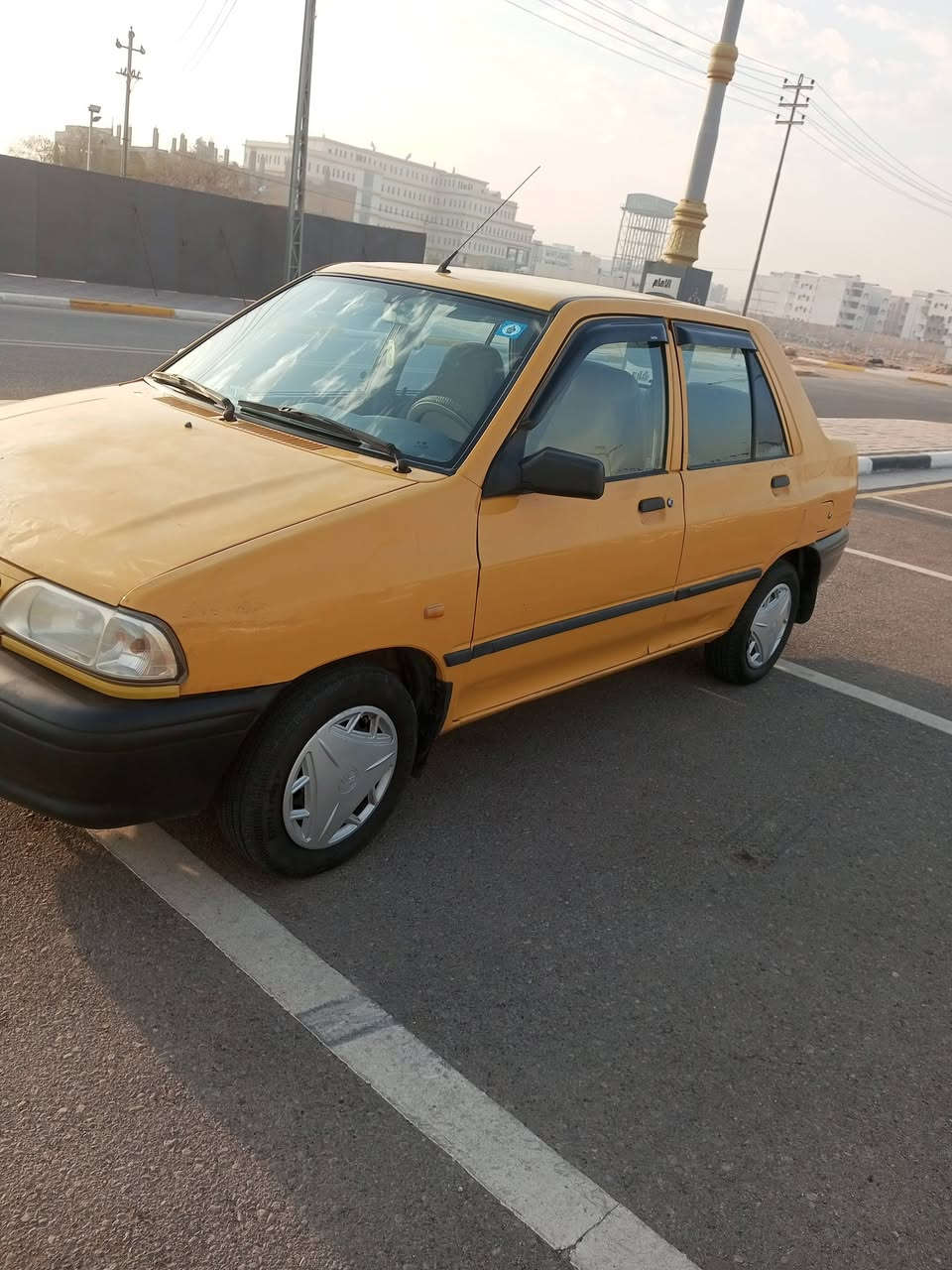 سايبه موديل١٥ الكير الرابع فقط يفلت ضل كامشه بيدك طبيعي ميفلت وباقي النمر كلهن تمام
رقم كربلاء انكليزي اوبسمي
سياره مثل مشوف بصوره سياره كلش نضيفه وحلوه 
ببها تبديل قبق الجنطه فقط وبدون دواخل وبيها بارد بلبنيد
والباقي كفاله من ضربه ومن تعمير شواصي برانكيد وضع شركه /سعر ٣٧ اوبيها مجال  للتواصل ***********
