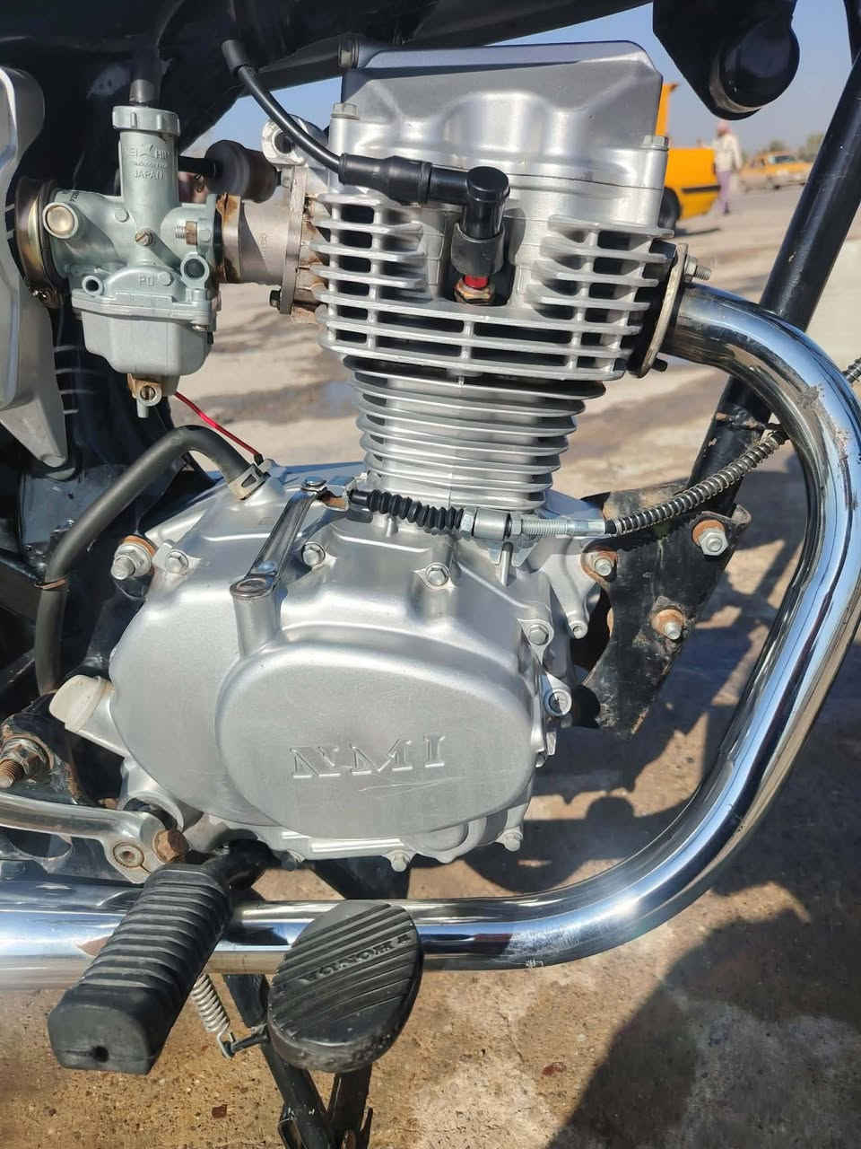 للبيع شاصي 16ارشة اوراق اصولي وتعميرة 24مكينة مفتوحة ولفات فقط *********** خاص موجود
