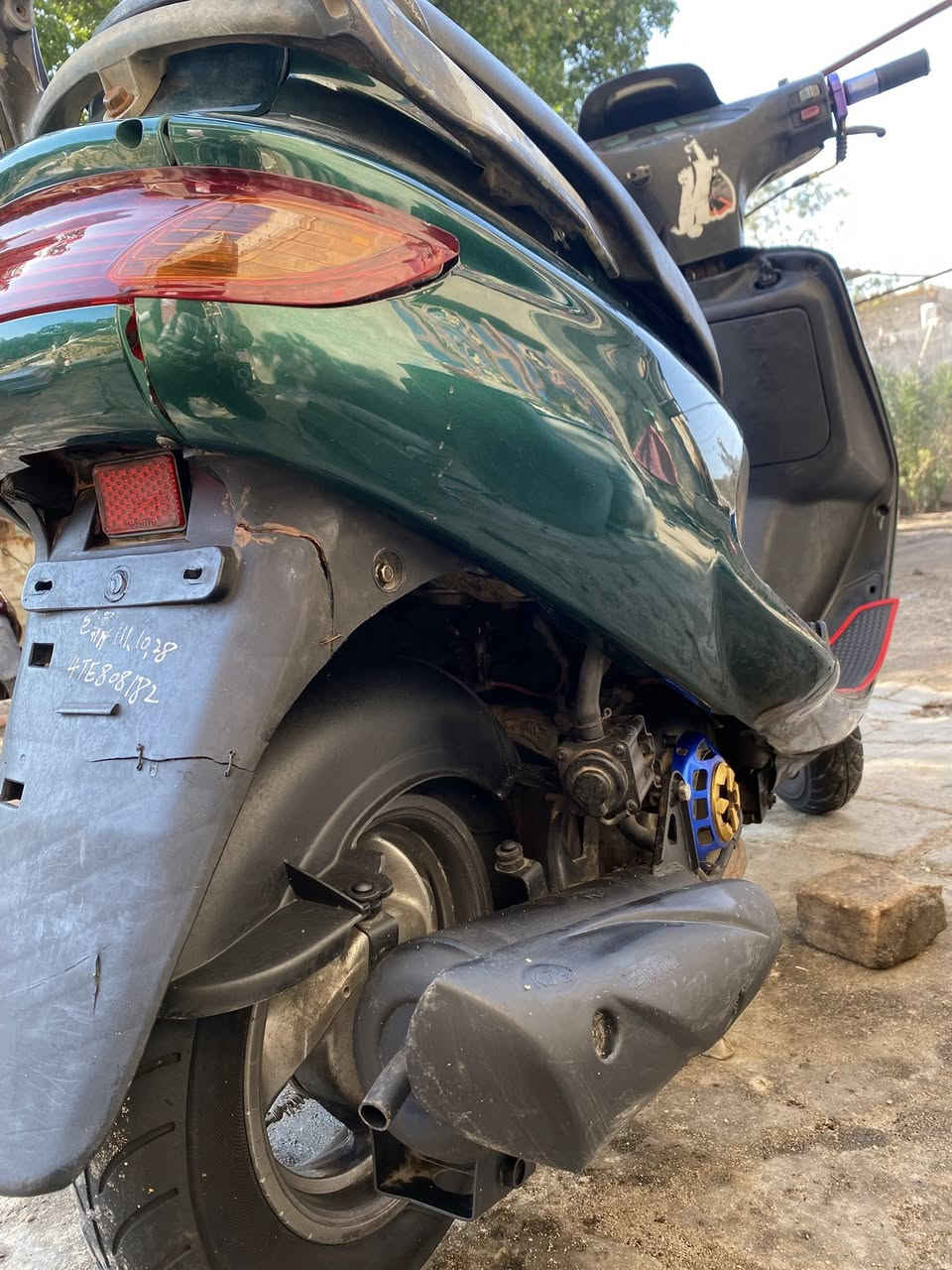 دراجه فراشه للبيع..... دراجه مبدل بيها ربل ولف فقط مكينه خرسه ماتنسمع.... كفر جديد... كهربائيات كلها شغاله.... لايت بك لابت هورن اشاير سلف هندر.... السعر ٤٥٠ وبيها مجال العنوان ..البصره.... ابي الخصيب .... العوجه


**إذا كنت صاحب هذا الإعلان وتريد حذفه لأي سبب، رجاءا أرسل رسالة إلى الدعم الفني**