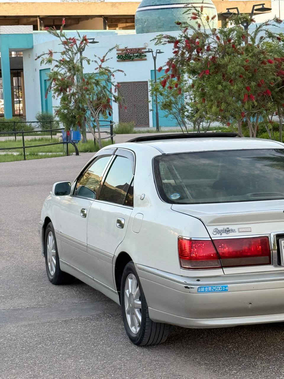 سلام عليكم 
 السعر (73) بيها مجال قليل
#ملكه للبيع فقط بدون مراوس بيع فقط
السياره وكاله فقط مامدفوع كمرك مامفحوصه بسم شخص واحد مو تاجر
 موديل 2002✅
كصه قماره فقط✅
كفاله من ضربه✅
دكمتين مكينه ديفور الجبير✅
فتحه سلايت✅
دبل شاشه ليزري✅
ستيرن كهربائي✅
كشنات كهرباء✅
تحكم ستيرن +مثبت سرعه كله شغال✅
تحوير نجف فوك وجوه✅
تبريد ثلج تدفئه شغاله تحكمات التبريد كله شغال✅
عليها غرامه /150/ ينزلن من سعرها✅
مكان السياره نجف كوفه✅✅
*********** واتساب
‏‪***********‬‏ اتصال
