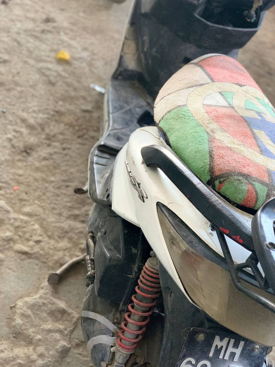 دراجه سكنس فحل كابرتير محرك مفتوح كهربائيات كله شغاله ما عدا الشاشه نظافة الكفرات 50%سعره 400 ألف  وبيه مجال بسيط 

 العنوان ابوغريب جسر الزيتون 

***********
***********
