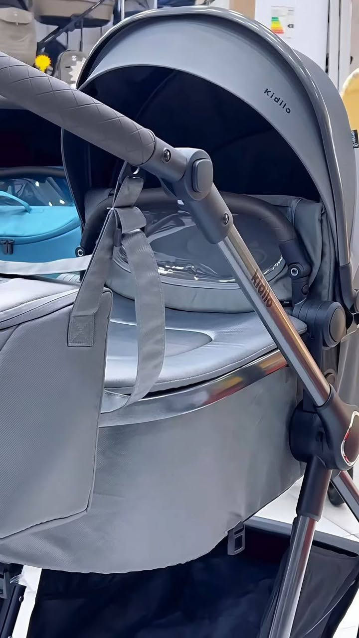 سلام عليكم عندي هاي عربانه ماركه كيديلو مرتين فقط مستعمله بعدها بجيس مالتها اريدها ب 110


**إذا كنت صاحب هذا الإعلان وتريد حذفه لأي سبب، رجاءا أرسل رسالة إلى الدعم الفني**