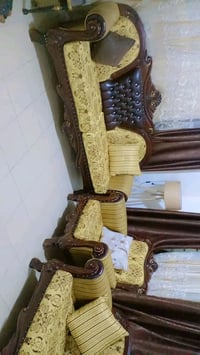 تخم • ١٠ مقاعد • بدون عيب