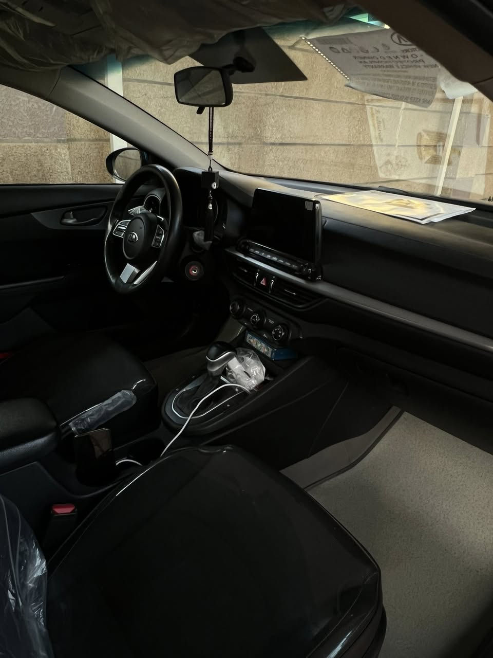 السلام عليكم:للبيع/ فورتي موديل 21 كندي .رقم بغداد بأسمي.
مواصفاتها /تحكم بالاستيرن وكشنات تدفئه 

ماشيه/ 89 الف

داخله كلين هنا نطخت بالعراق بدون دواخل  بدون ايرباك لكل على وضع الشركه.  بيها جاملغ عكس السايق صبغ ولجاملغ الخلفي وشويه بالبنيد + السونار مرفق بالمنشور 

السعر / 132$ مكانها بغداد 

رقم الهاتف/ ***********
