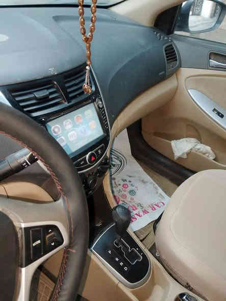 اكسن للبيع وارد خليجي موديل 2015محرك 1600قطرتين 5ويل كب تحكمات استيرن سيارة فول سلايت السيارة سابقا بيه حادث مبدل بنيد وجاملغ مصبوغات قطعتين بنيد وجاملغ سيارة جاهزة كير ومحرك وصدر جيد جداً السعر 87ورقة بيه مجال للشراي رقم بغداد رقم الهاتف ***********مكان السيارة بغداد المشتل تحويل مباشر
