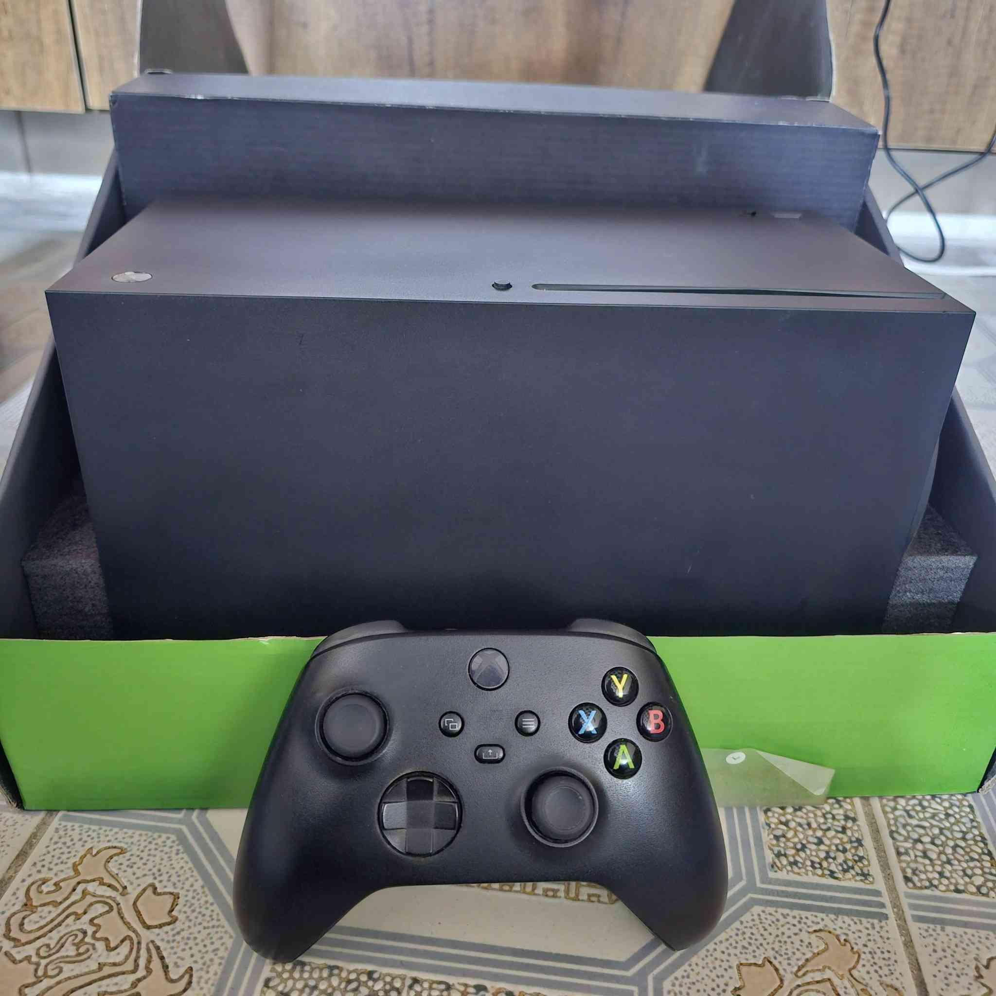 سريس اكس نضيف جدا 
لوكس استيكر 
ملحقات كاملة مكاني بغداد 
السعر 600 قفله بدون احراج 
***********
