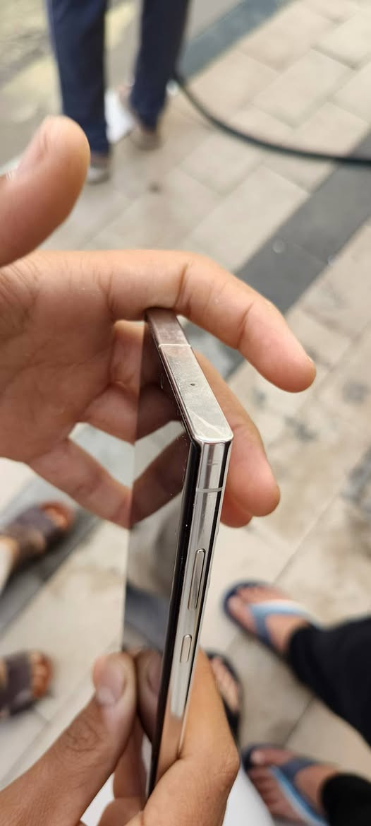 للبيع اس 23  
ذاكرة 256
دبل شريحة 
جهاز جديد حتة بعدة بلزكة الوكالة 
 رقمي *********** 
للبيع او مراوس ابيفون
