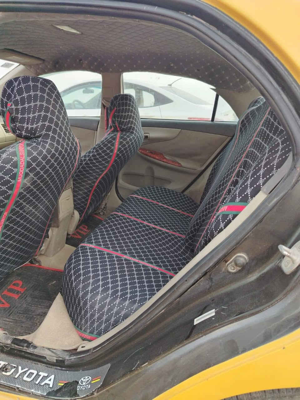 كورولا موديل ٢٠٠٩ امريكيه رقم انبار محرك ٢٠٠٠ حادثها جاملع خلفي وببها طخات بدون دواخل كير محرك حداديه تبريد كهربائيات كلها تمام تخم تاير سياره جاهزه للأخير اي استفسار ***********او*********** ابو عمر السعر ٨٣ ببع او مرارس بسياره خصوصي
