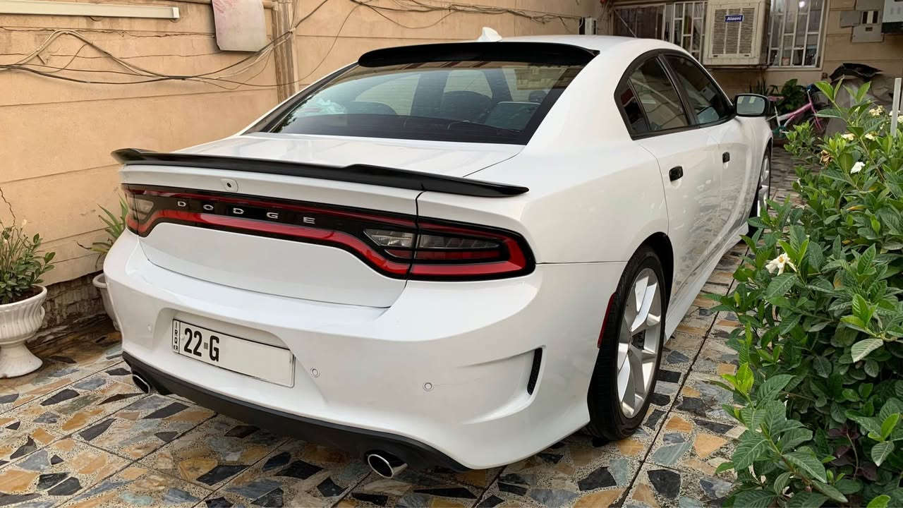 السلام عليكم
للبيع جارجر GT موديل ٢٠٢١
٦ سلندر ماشيه ( ١٧ الف ) حقيقي
رقم اربيل بأسم شركه
مواصفات السياره
٢ ويل 
جيتي اصل 
نظام سوبر تراك
شاشه جبيره كار بلي 
شفتات ستيرن
حساس خلفي كامره خلفيه
لايتات وبروجكتر زينون
ويل كب جيتي ٢٠
لويات موبار زرك رياضي 
كشنات جلد وكنتاره من شركه موبار طلب خاص جاي ويه السياره كشن السايق كهرباء 
السياره جديده بمعنه الكلمه وبدون اي نقص 
وعليه ادامه كامله
بلكات جدد 
صدر كامل جديد 
طخم تايرات جدد 
وبولش درجه اولى 
ماشيه ١٧ الف حقيقي وبعده بحاله الوكاله
السياره حادثه ٣ قطع
بنيد / جاملغ السايق / باب السايق 
بدون لغود او دواخل
السعر 228$ يعني ميتين وثمانيه وعشرين ورقه  وبي مجال بسيط للشراي 
مكاني / بغداد -البنوك - شارع الميثاق
رقمي / ***********
*********** بغداد, العراق
