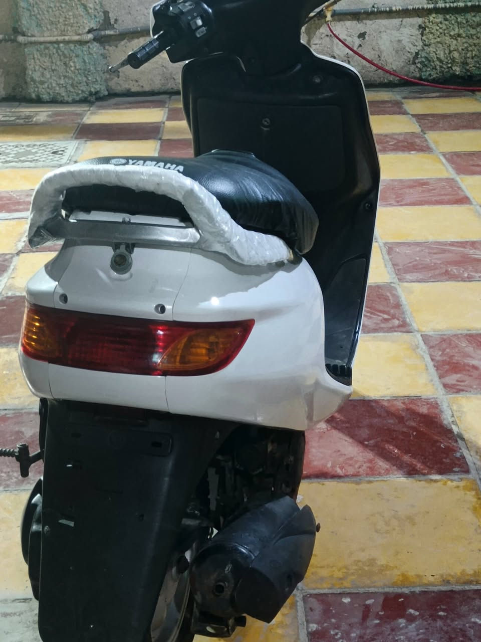 السلام عليكم فراشه للبيع نضيفه حيل  مكان حله سعر 375وبيه مجال لشراي  ***********
