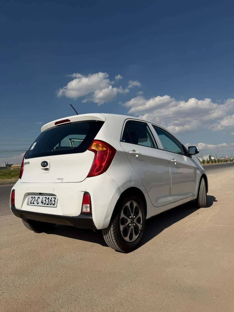 ‎Kia picanto 2017 خلیجی
بەس دۆسەی لای سەکن سبوغ
٣ لۆ ٤ جێ تەعدیلە 
١٢٢٠٠٠ کم ڕۆشتیە 
گێر و مەکینە بە‎ شقلاوة, أربيل


**إذا كنت صاحب هذا الإعلان وتريد حذفه لأي سبب، رجاءا أرسل رسالة إلى الدعم الفني**