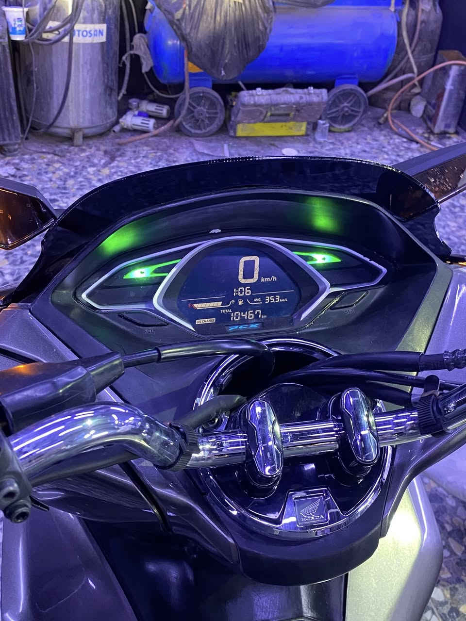 سلام عليكم
جيل ثالث ياباني ياباني

جحم 150

ماشيه 10الف زيرو زيرو

حساس زدحام حساس ستان 

كفرات مكينه كلهن مكفولات كفاله عامه جيب الف فيتر وفحص أبيعه لك من باب لبيت 

سعر 21ورقه وبيه مجال ولي معرف لسعر لا يعلق 

مكان حي اور جامع فردوس 

***********
