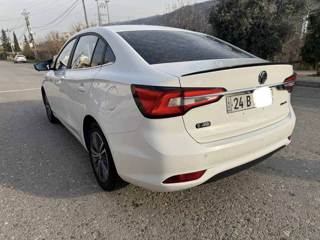 بسم الله الرحمان الرحيم
***********

MG5 2024 ليكجوري فول 

بصمه

سلايد

حساس خلفي 

٥ كاميرات

كوشنات جلد

كوشنات كهربايي

لايد زينون

ويل كروم

مكان سياره دهوك

سعر ١٠٧ مجال
