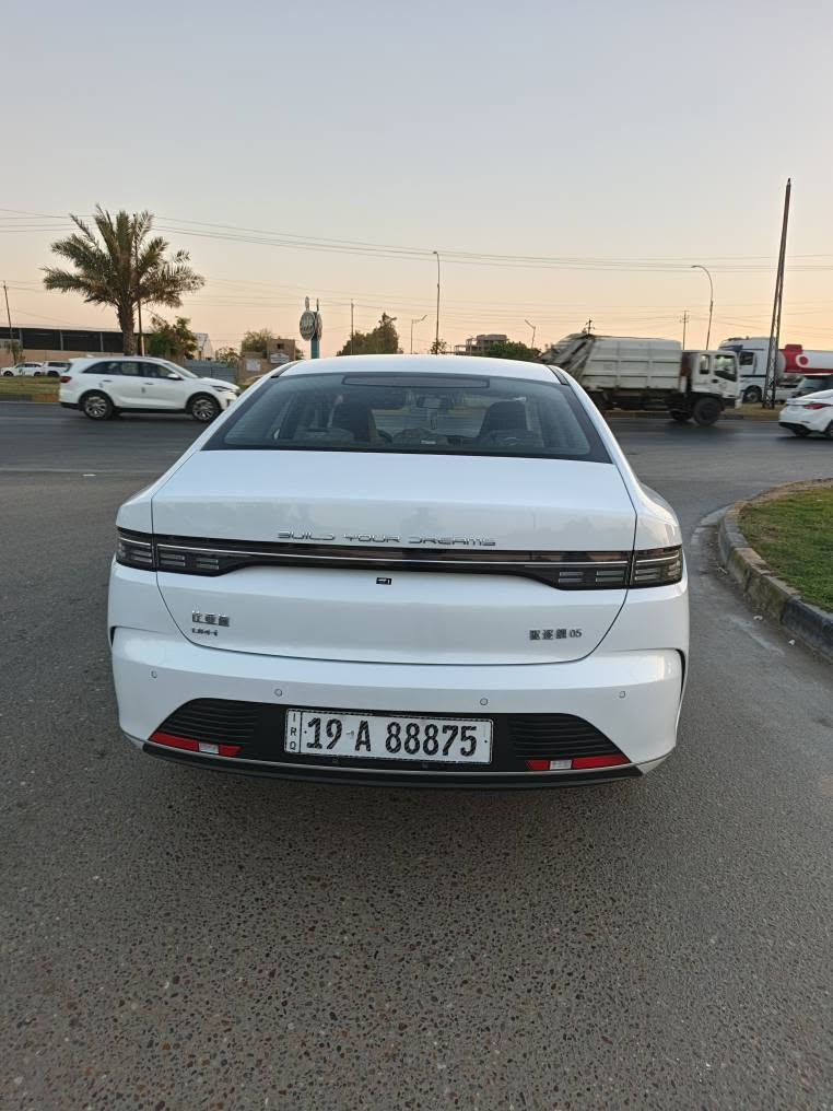 BYD  دستروي موديل 2025 رقم كربلاء باسمي السيارة مكفولة من كلشي ماشية ١٧٠٠٠تلفون*********** كربلاء, العراق
