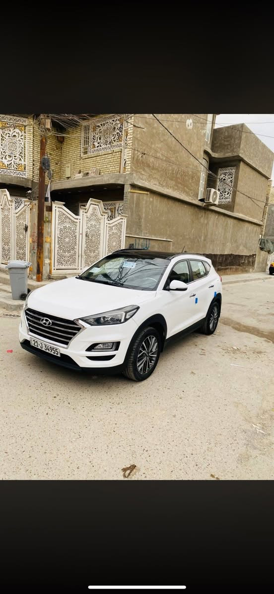 توسان موديل 20 خليجية فول مواصفات
رقم اسليمانية تحويل ثاني يوم 
مستعجل ع بيعتها 
السيارة كفالة من الفتح والصبغ والتبديل برغي واحد ممفتوح بيها كير مكينة برغي ممفتوح بيهن ماشية 37 كيلو  شرط سونار وين ميعجبك 
ملاحضة السيارة بيها بارد كلش قليل بل جاملغ الخلفي بدون قطرت صبغ وبدون فتح وبيها حالوب ممبين اصلن القمارة كزار بانوراما ع طولها  الصفاح مابيها شي بس البنيد شوية بي حالو وتعرفو يصلح بجهاز وينطيك بي ضمان سونار بس اني ماعندي مجال اسوي لان محتاج فلوس 
السعر 187 وبيها مجال ومستحيل اكو توسان 20 كفالة بهيج سعر ودور وشوف 
العنوان بغداد 
رقم الهاتف : ***********
