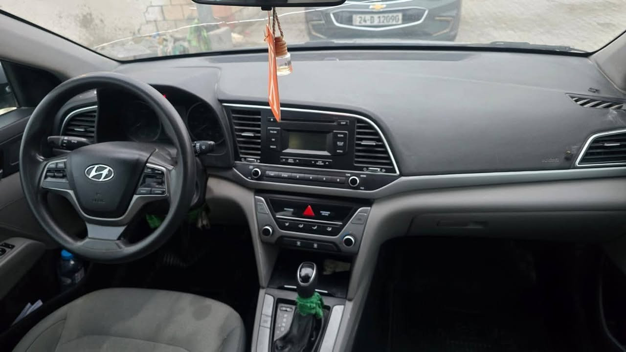 سلام عليكم 
النتر وارد مريكي موديل ((2017 ))رقم المثنى مشروع وطني تحويل مباشر مكينه(( 2000)) دوش  وكير وتبريد وحداديه وطخم تاير كهربايات كله شغاله داخل جديد بيه بس الجوملغ المامي ترهم مراوس مكان الرميثه  سعره $((120))وبيه مجال. ***********
