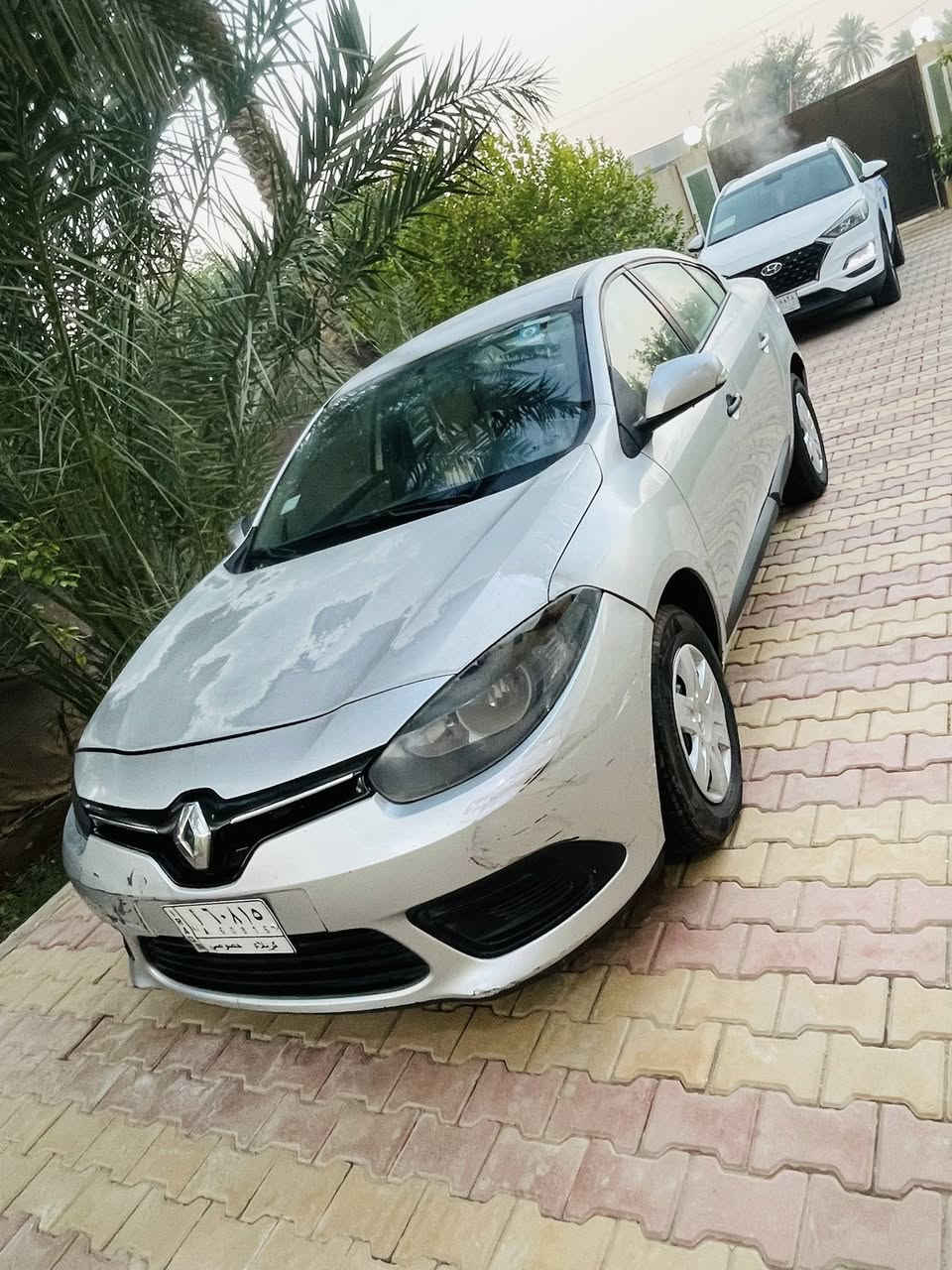 رينو فلونس 2016
كير مكينه مكفول 
مكينه نيسان ياباني بلاد
حداديه 100%  كله جديد
سنويه باسمي تحويل مباشر
السياره بيها جراد 
السعر 60 مكاني كربلاء 
***********
