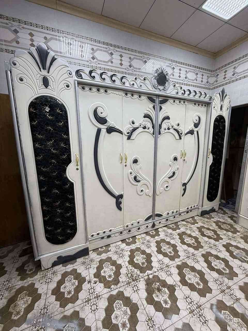 غرفه صاج بيضه الصبغ حراري
السعر ٨٠٠ بيهة مجال
شد نقل داخل بغداد مجاني محافظات بكروة 
نضافه ٩٠ مستعملة
٩ قطع 
شازون طابوري هديه🌸***********🌸وتساب فقط
