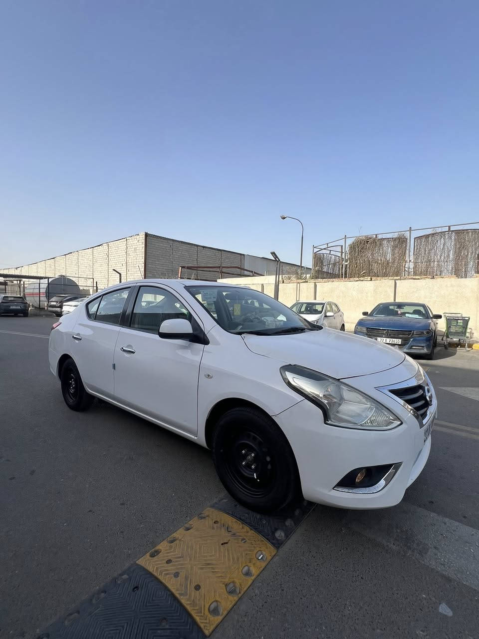 السلام عليكم نيسان صني 2022 هندي بليته زركه سياره جديده على وضع الشركه مكفوله من ضربه وصبغ ماعده بارد على كد اصبعين بخشم الجاملغ السعر 117 وبيه مجال الستفسار الرقم ***********
