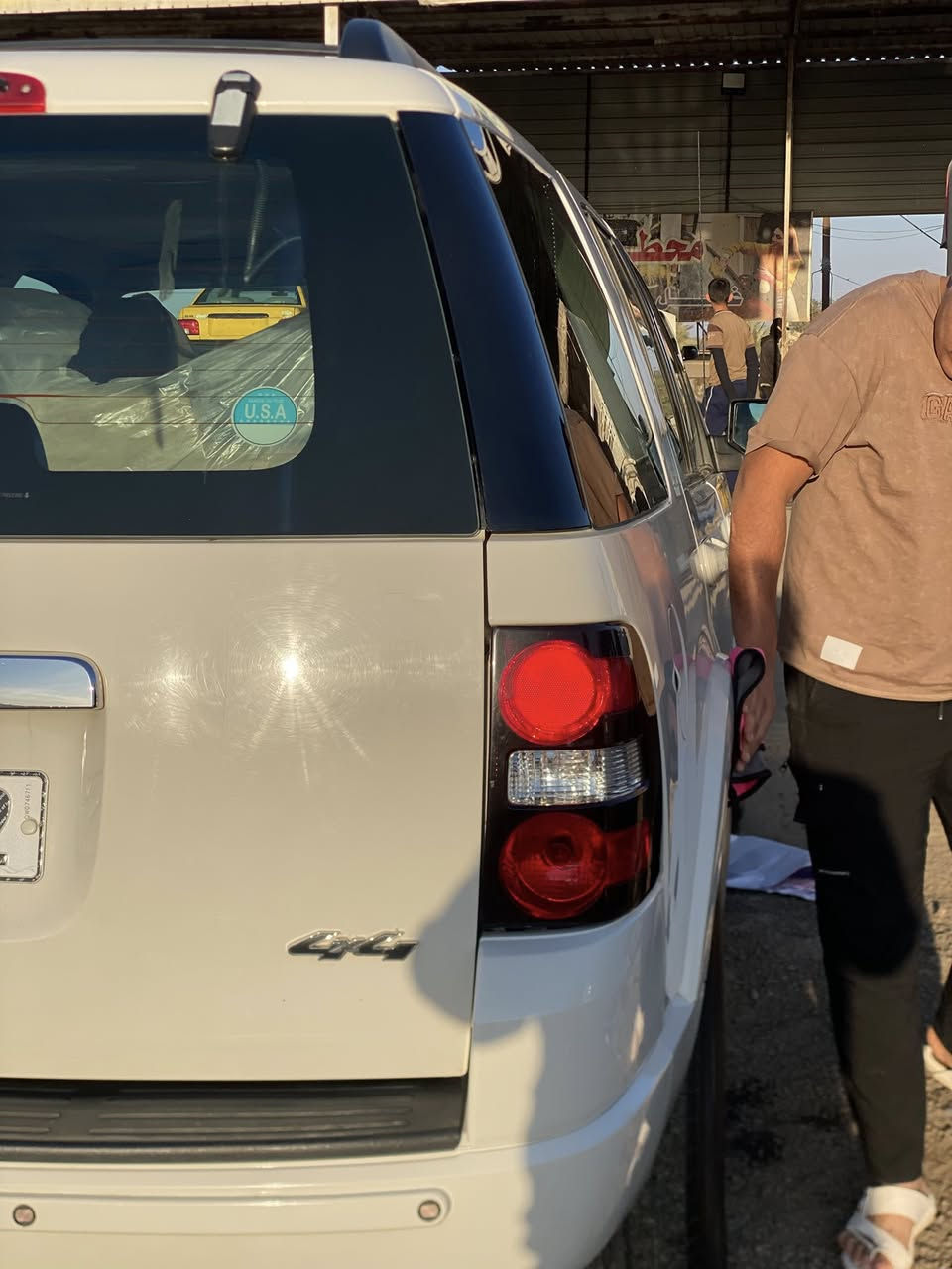 السلام عليكم
فورد اكسبلور 2010 🏎
خليجي وكالة نيفا.  ✅
رقم بغداد جديد
فول مواصفات1/1 
سلايد
  
كشنات جاد 
كشن السايق كهرباء

السيارة مكفولة بدون صبغ أو تبديل 
( فقط الدعامية الخلفية مصبوغة )
ماشية 165 الف 
السعر142 وبي مجال بسيط
***********
