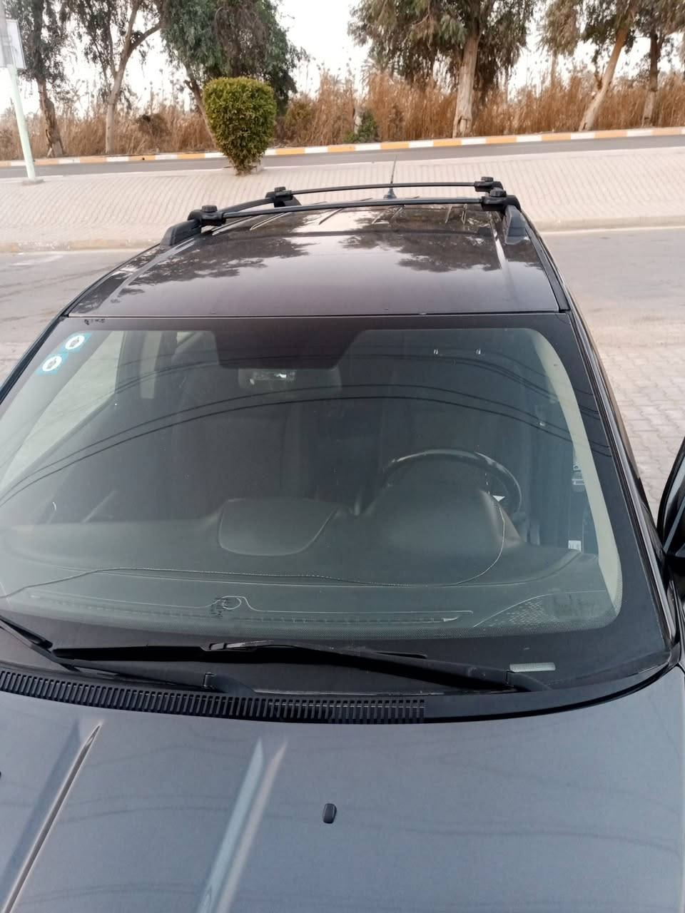 جورني 2014
وارد امريكي 

حادثها جاملغات خلفية فقط والباب الورة الايمن بي بارد

مكينة 2400

7راكب
.
3قطع تبريد 

مكانها بغداد اليوسفية 

***********

السعر 98
