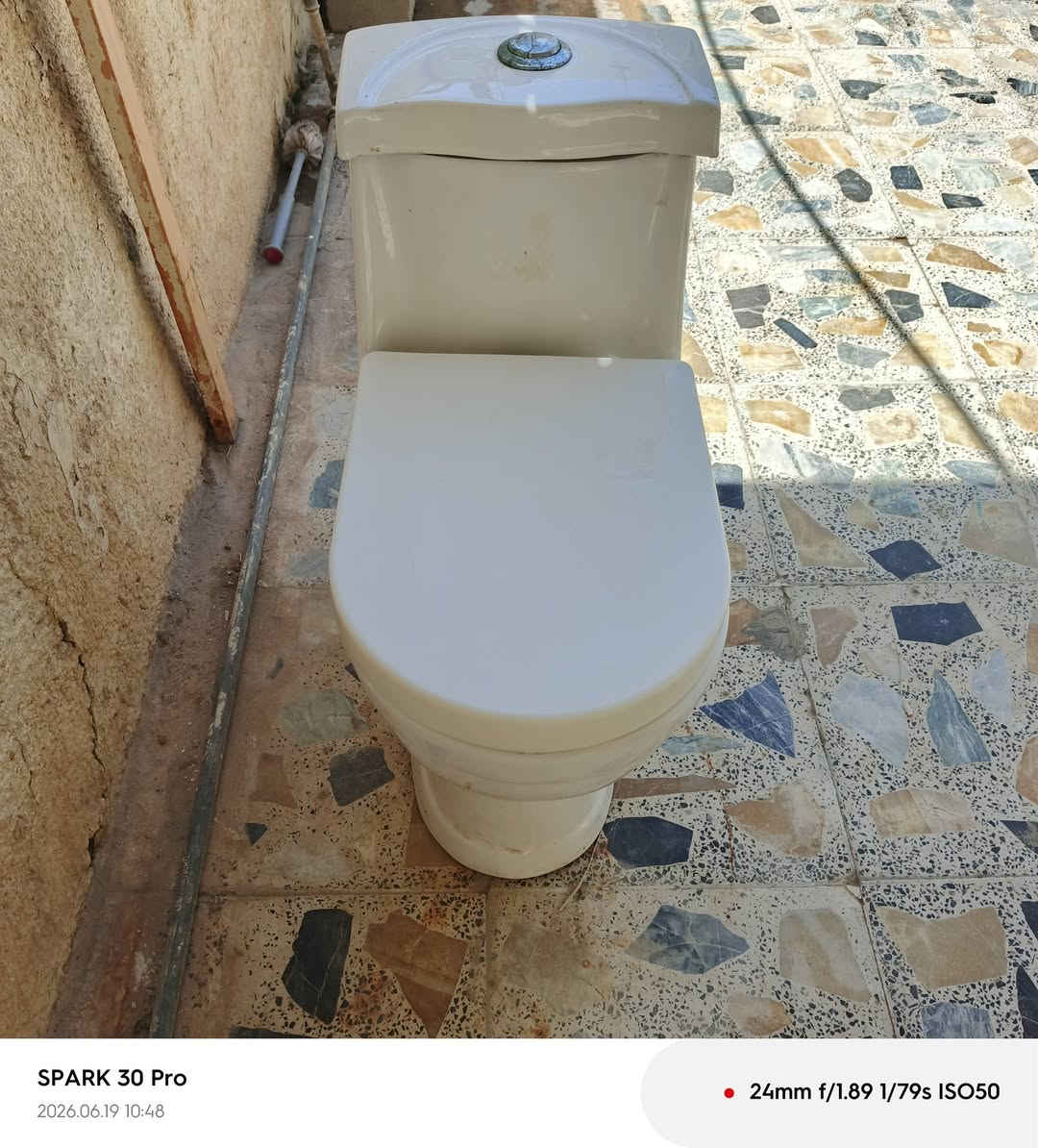 غربية جديدة للبيع السعر 35///////***********
