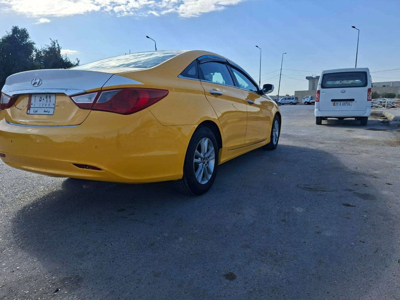 سلام عليكم للبيع سوناته 2011 وارد كوري مكفوله كفاله عامه مكينه2000 دوش منضومه غاز تخم تاير ويل كب حداديه جديده تبريد ثلج جاهزه للخير مال جناي رقم واسط مكان سياره واسط سعر ٩٧ وبيهة مجال ***********
