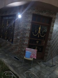 للبيع ١٠٠م واجهة خمسة ونزال ٢٠م قطع من بيت بعده يحتوي على حديقة واستقب...